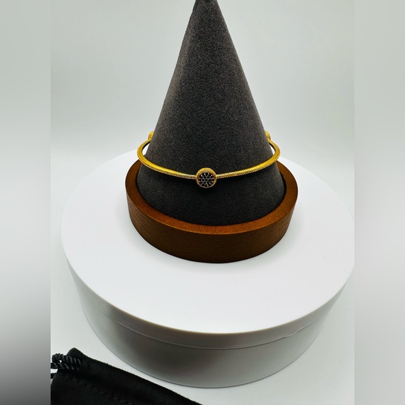 NWT Authentic Minimalist Luxury Julie Vos Pave' Obsidian Black Medium Bangle - Picture 6 of 17